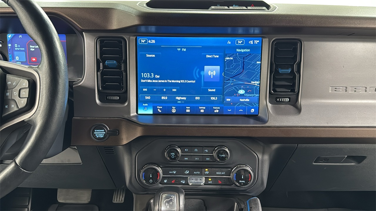 2022 Ford Bronco Outer Banks photo 10