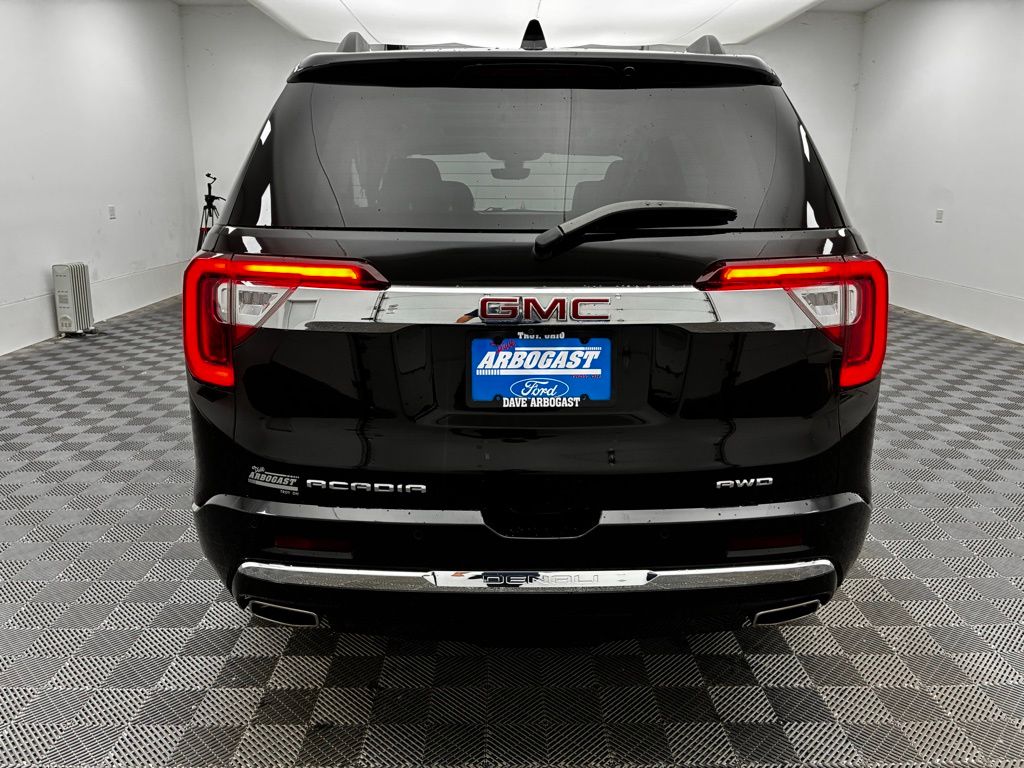 2023 Gmc Acadia Denali photo 4