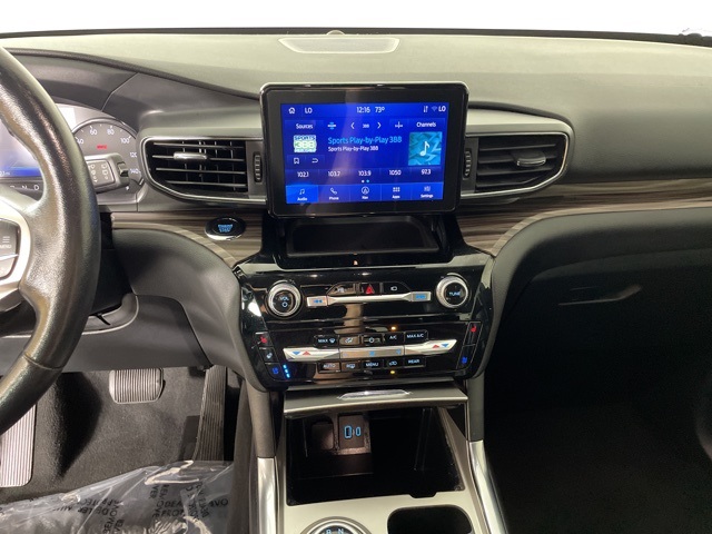 2022 Ford Explorer Limited photo 23