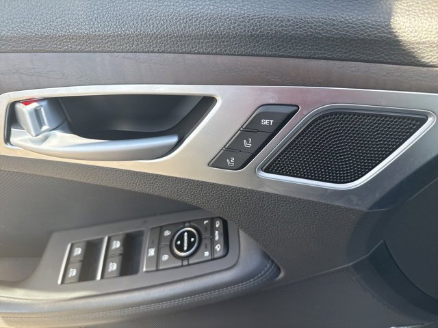 2017 Genesis G80 Premium 3.8 5.0 Ultimate photo 24