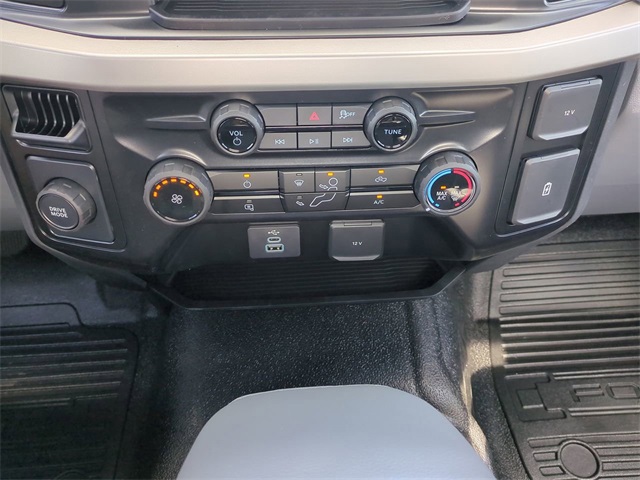 2025 Ford F-450 XL photo 14