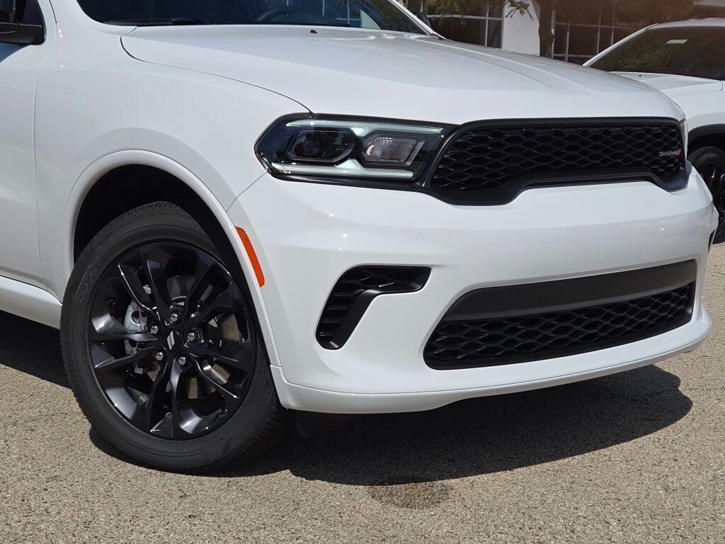 2026 Dodge Durango GT photo 3