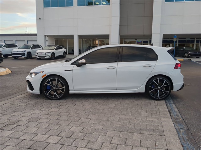 2022 Volkswagen Golf R photo 4
