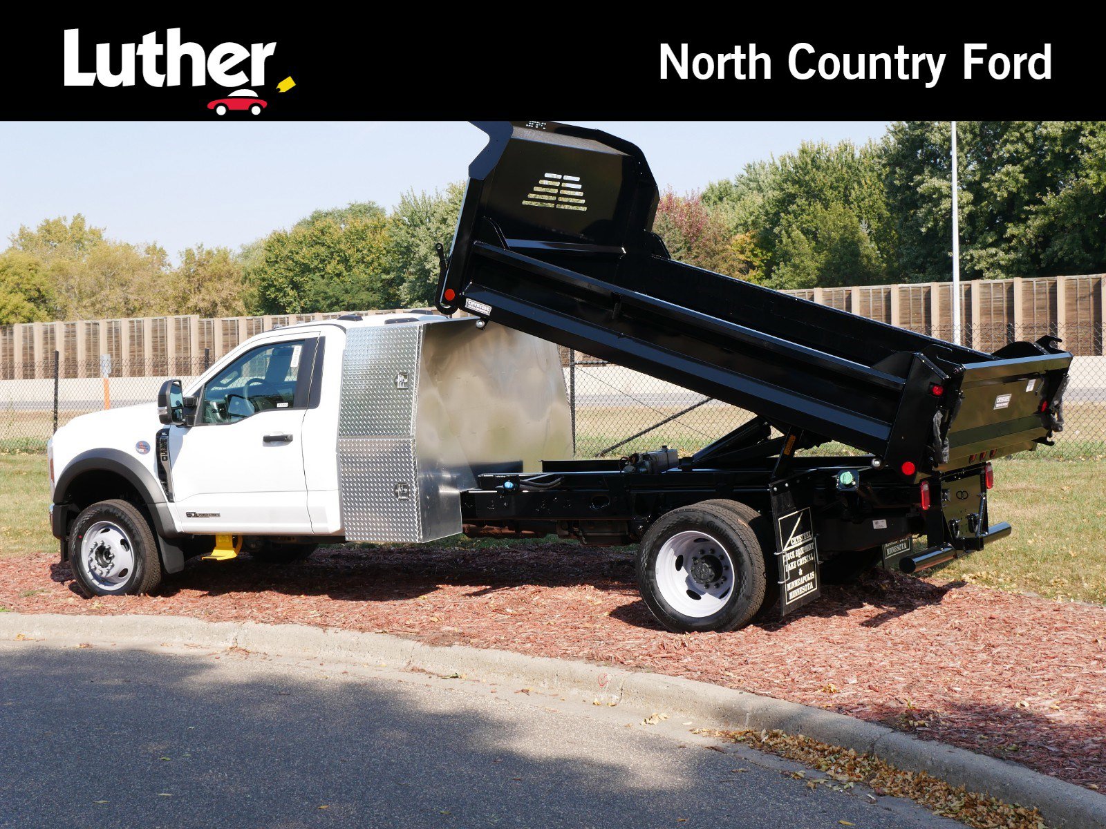 2024 Ford F-450 Super Duty Chassis Cab XL