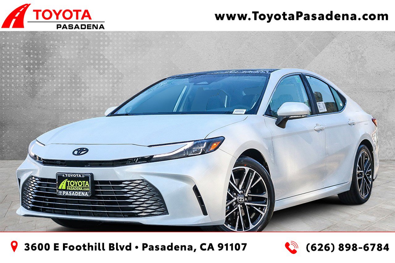 2026 Toyota Camry XLE's photo