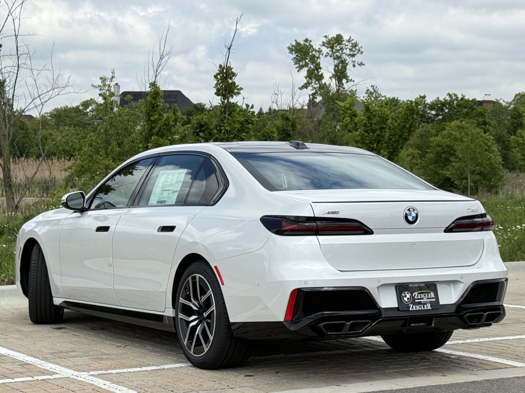 2025 Bmw 760i 760i xDrive photo 4