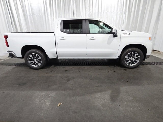 2025 Chevrolet Silverado 1500 LT photo 2