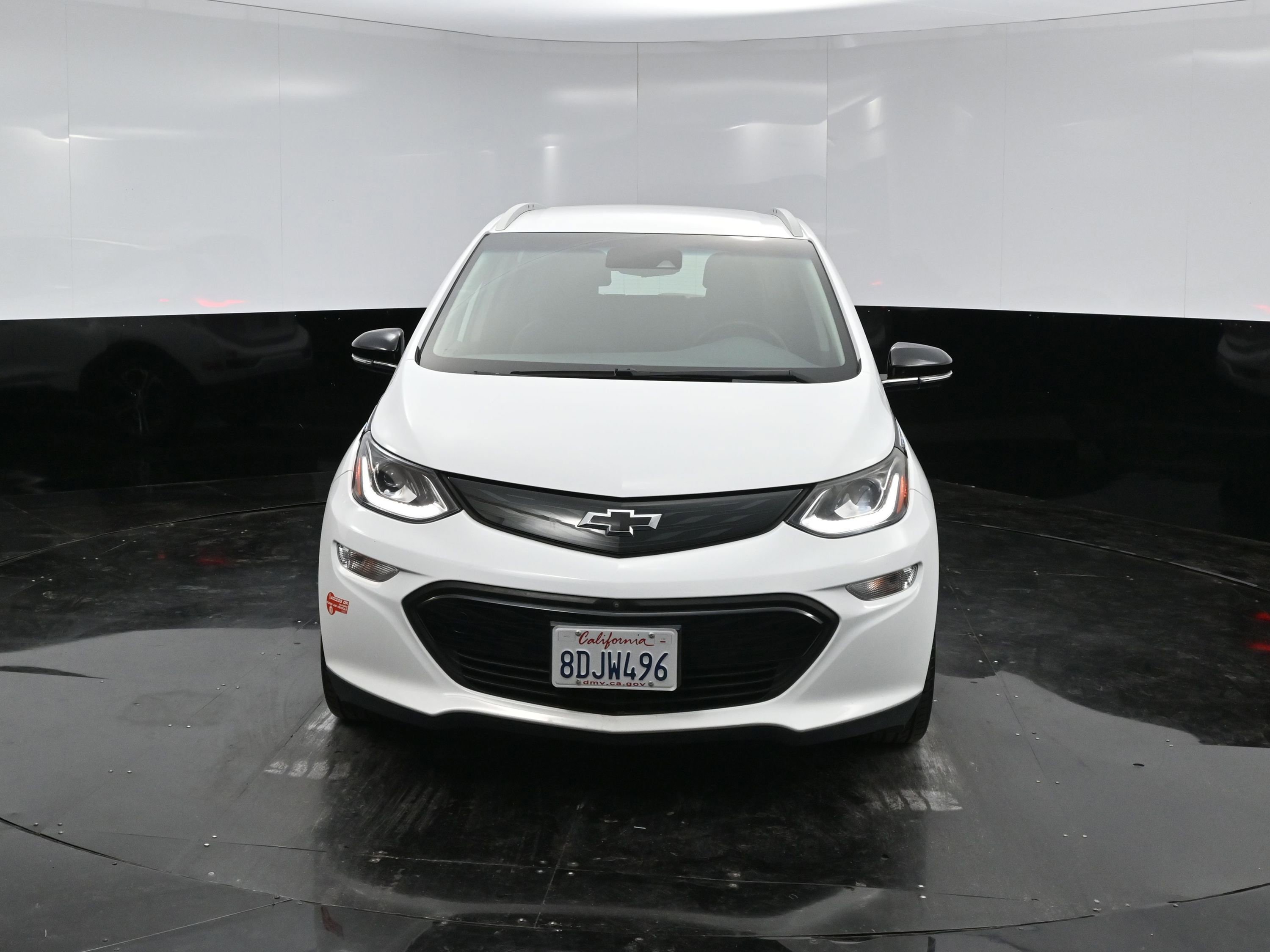Used 2018 Chevrolet Bolt EV Premier with VIN 1G1FX6S0XJ4115777 for sale in Culver City, CA