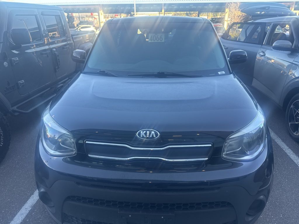 2018 Kia Soul Base photo 2