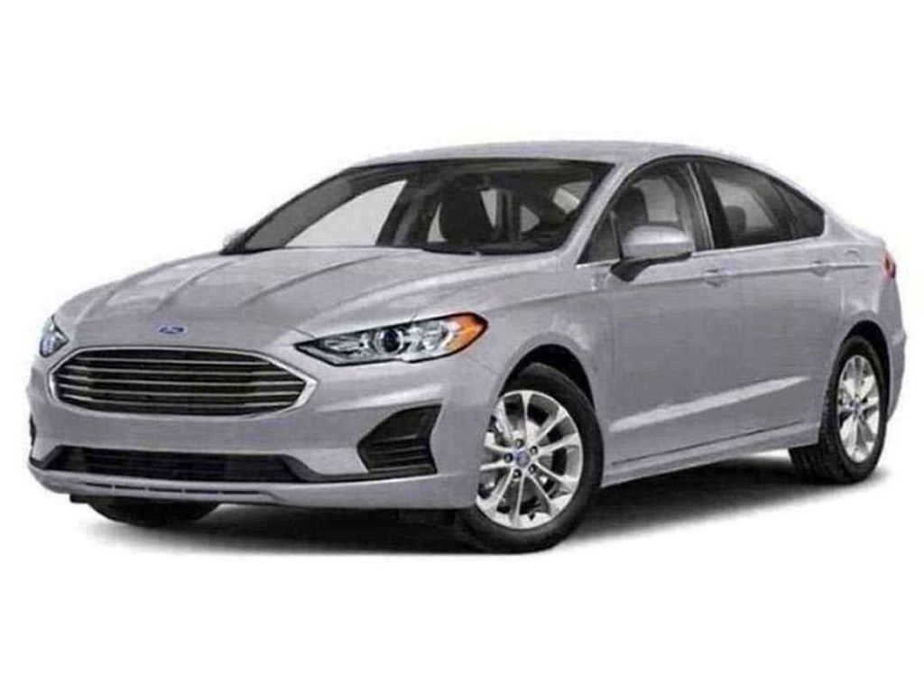 2020 Ford Fusion SE's photo
