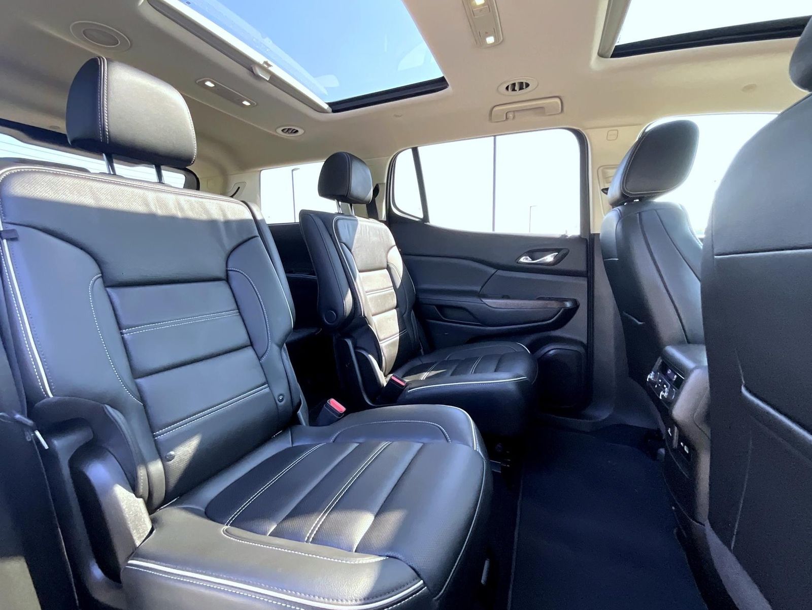2023 Gmc Acadia Denali photo 21