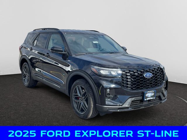 2025 Ford Explorer ST-Line photo 3