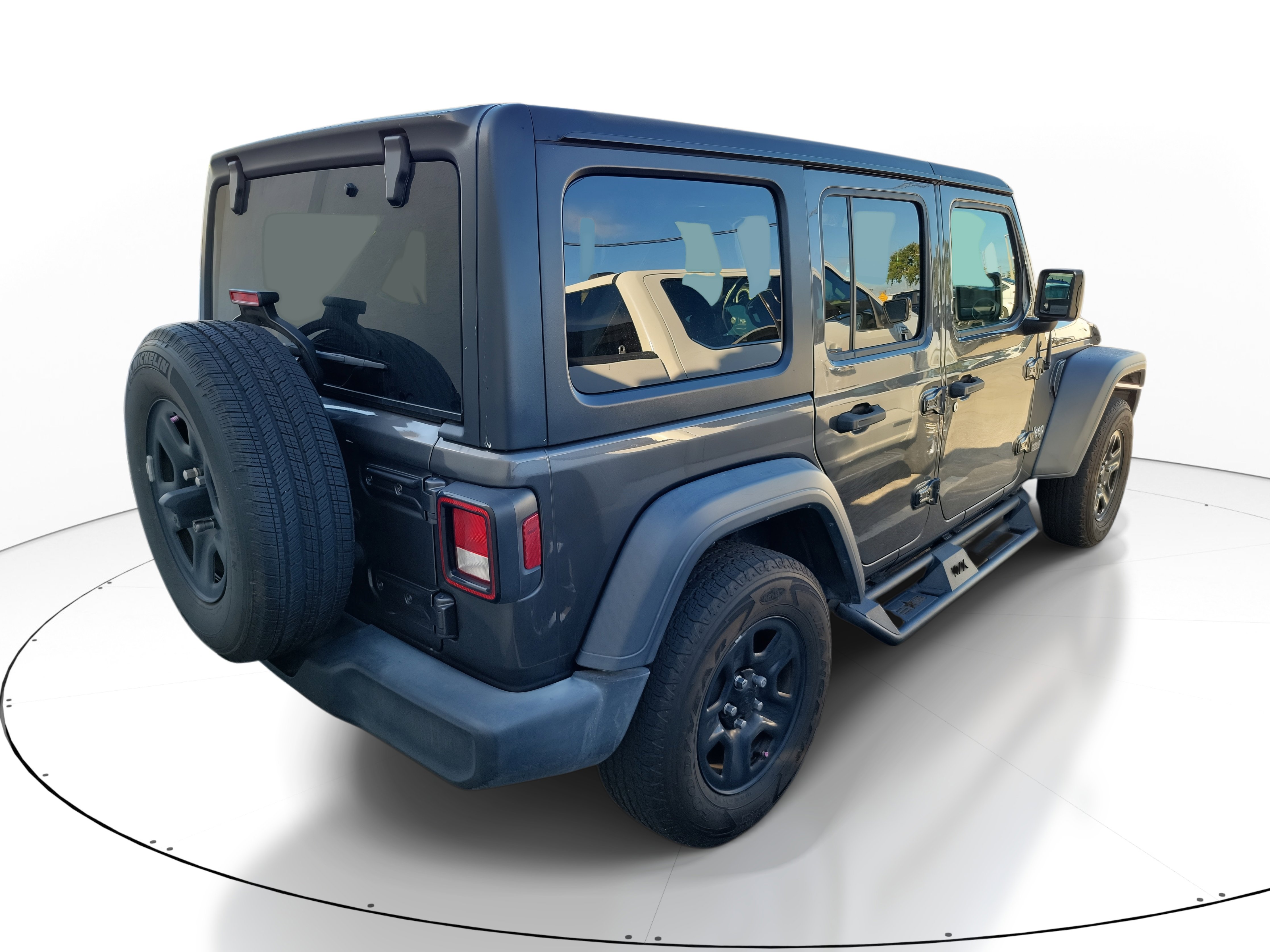 2020 Jeep Wrangler Unlimited Sport photo 4