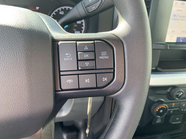 2026 Ford F-350 photo 17