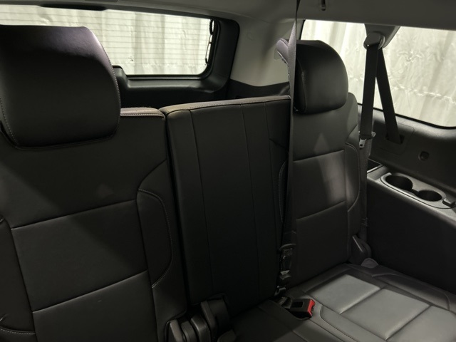 2018 Chevrolet Suburban LT photo 10