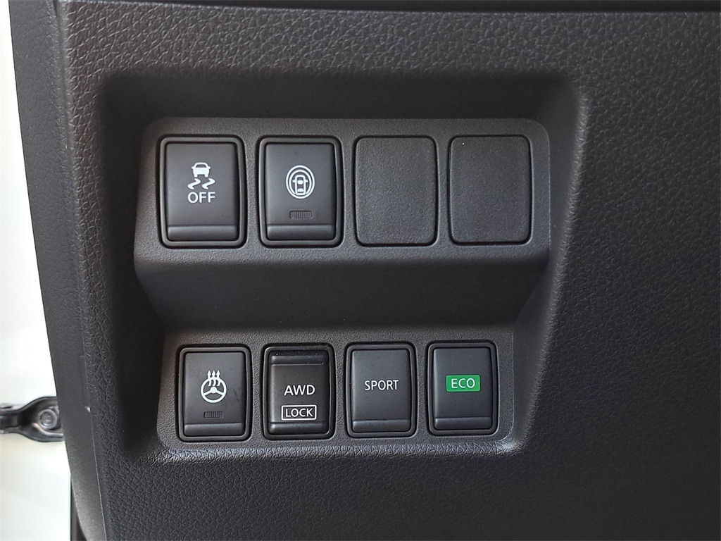 2021 Nissan Rogue Sport SV photo 21