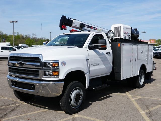 2024 Chevrolet Silverado 4500 Medium Duty Chassis Cab Work Truck's photo