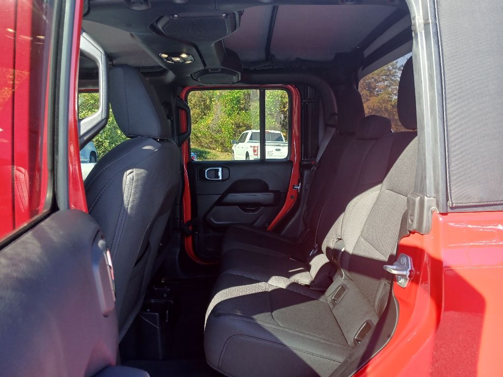 2023 Jeep Gladiator Overland photo 9