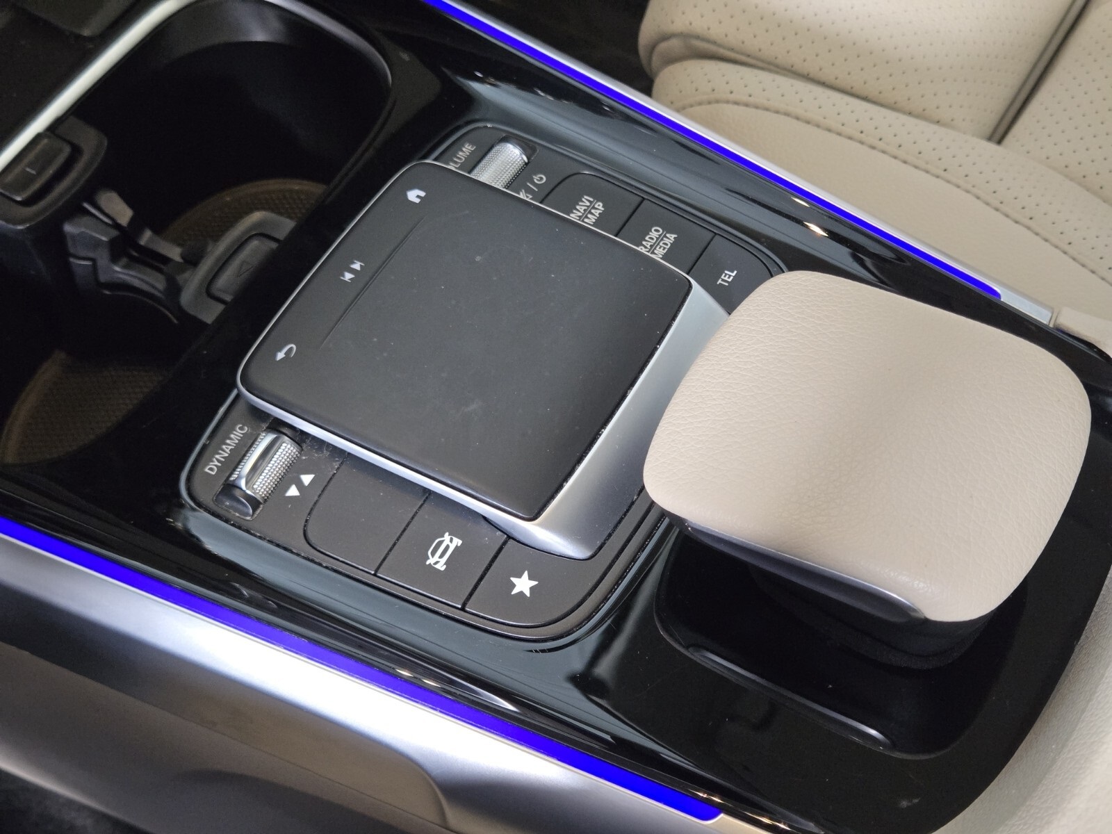 2022 Mercedes Benz GLB 250 4MATIC photo 29