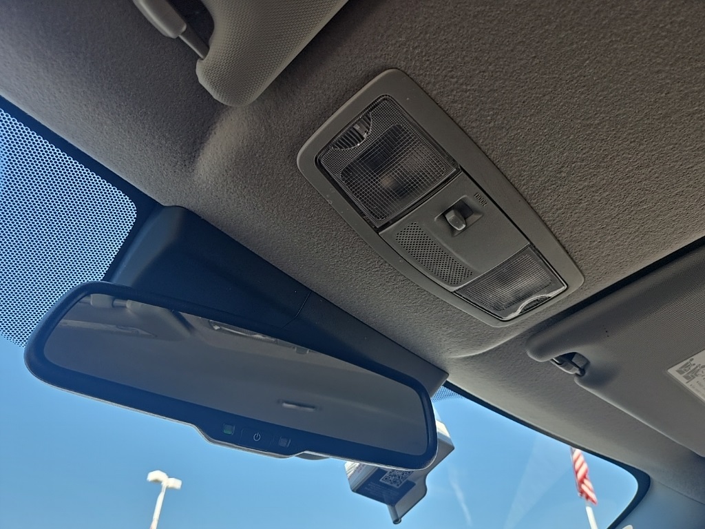 2024 Mitsubishi Outlander Sport SE photo 19