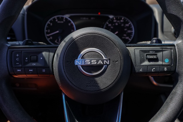 2023 Nissan Rogue SV photo 23