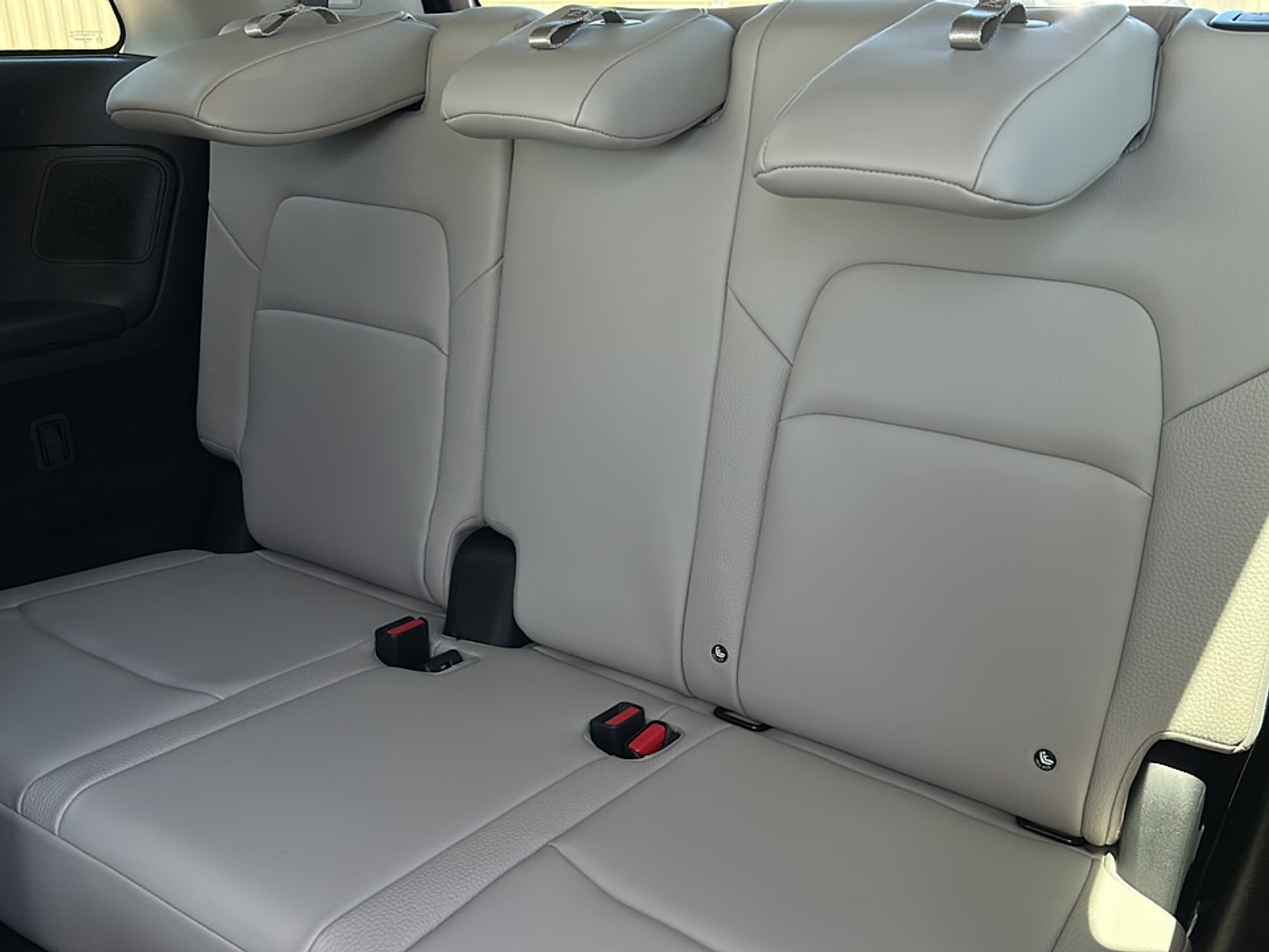 2025 Nissan Pathfinder SL photo 11