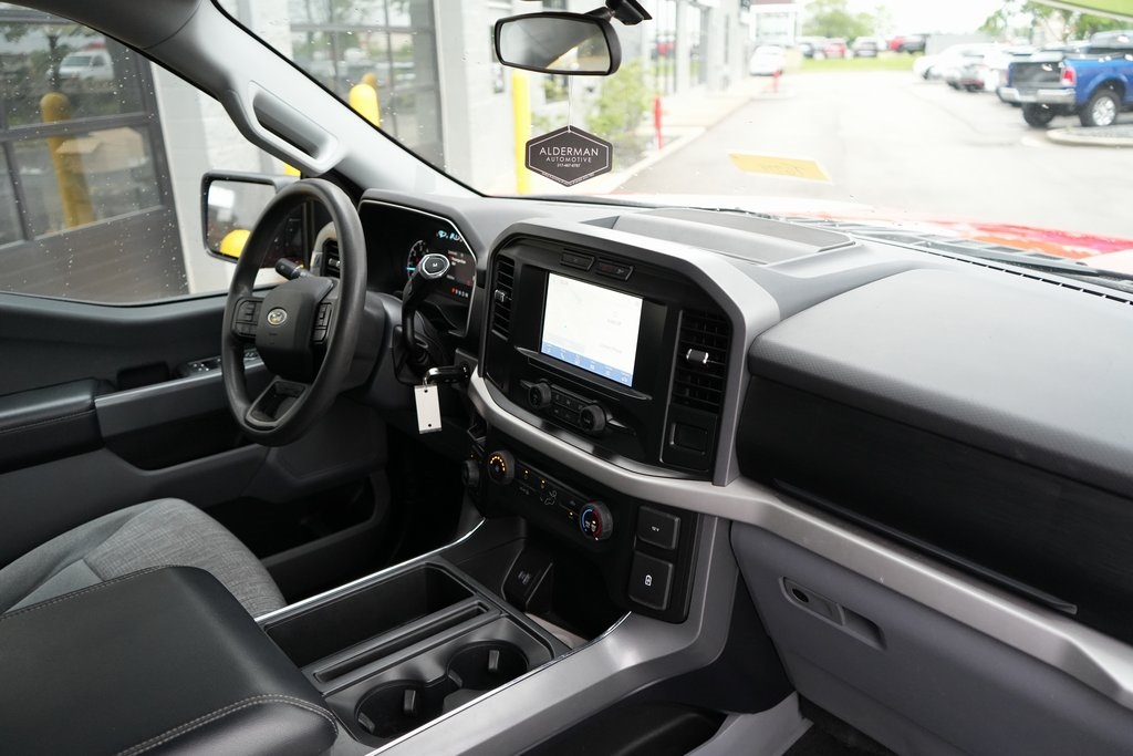 2022 Ford F-150 XLT photo 14