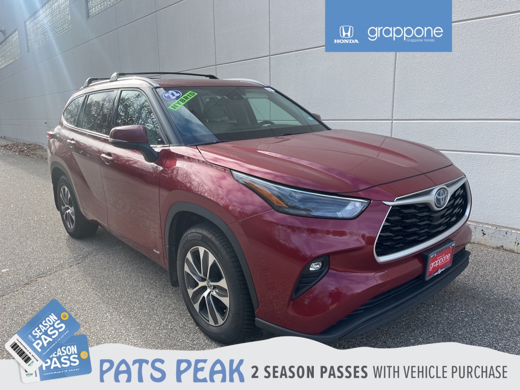 2022 Toyota Highlander XLE's photo