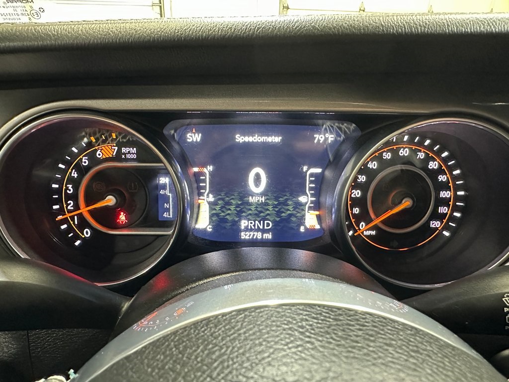 2020 Jeep Wrangler Unlimited Sahara photo 12