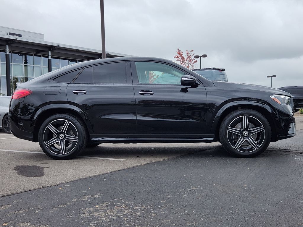 2025 Mercedes Benz GLE 450 4MATIC photo 2