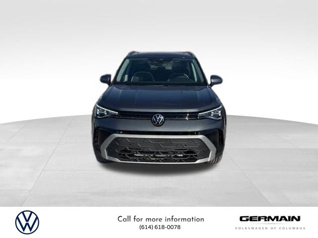 2025 Volkswagen Taos SE photo 2