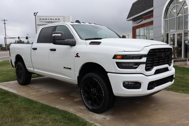 2025 Ram 2500 Big Horn photo 3