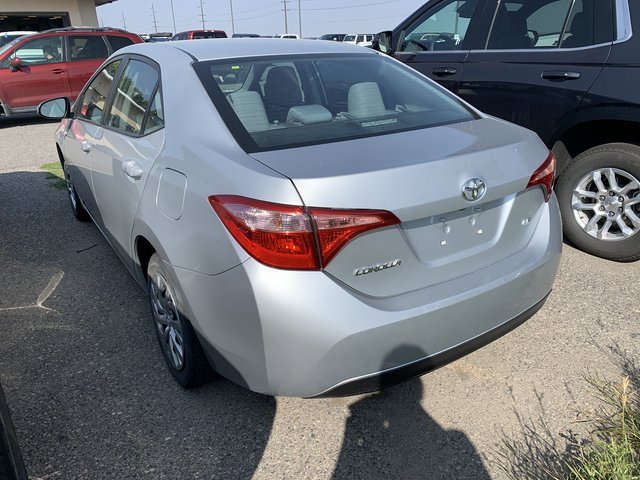 2018 Toyota Corolla LE photo 4