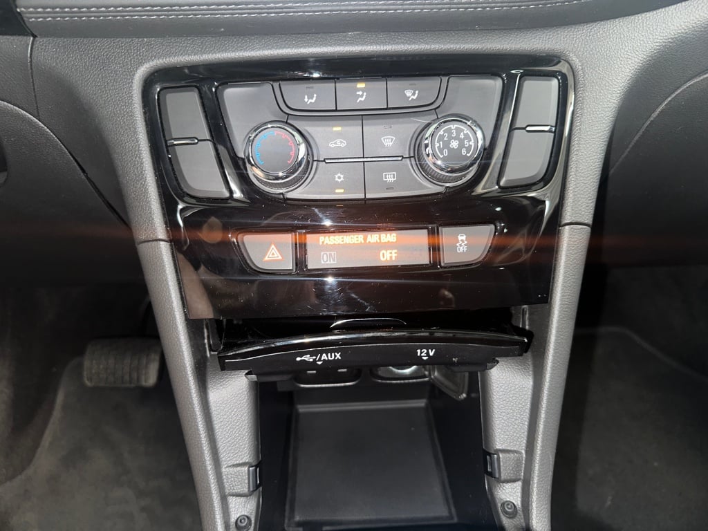 2022 Buick Encore Preferred photo 10