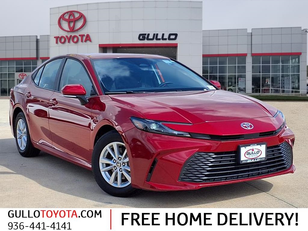2025 Toyota Camry LE photo 2