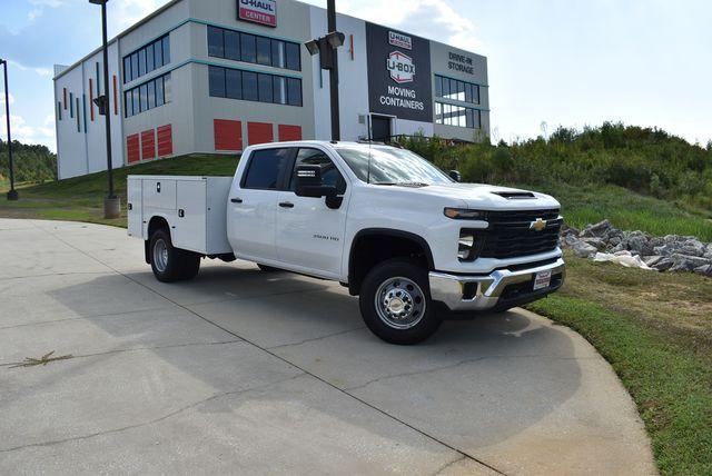 2025 Chevrolet Silverado 3500HD Work Truck's photo