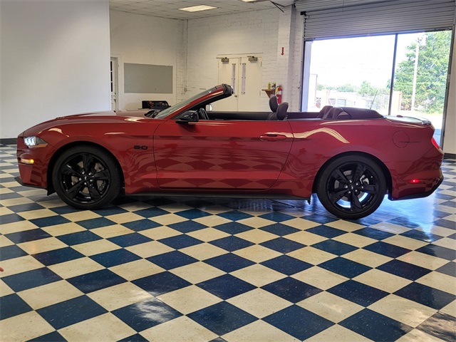 2021 Ford Mustang GT Premium photo 4