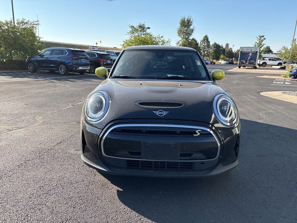 2024 Mini Cooper 2 Door Hardtop SE photo 6