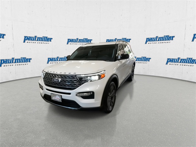 2023 Ford Explorer XLT photo 4