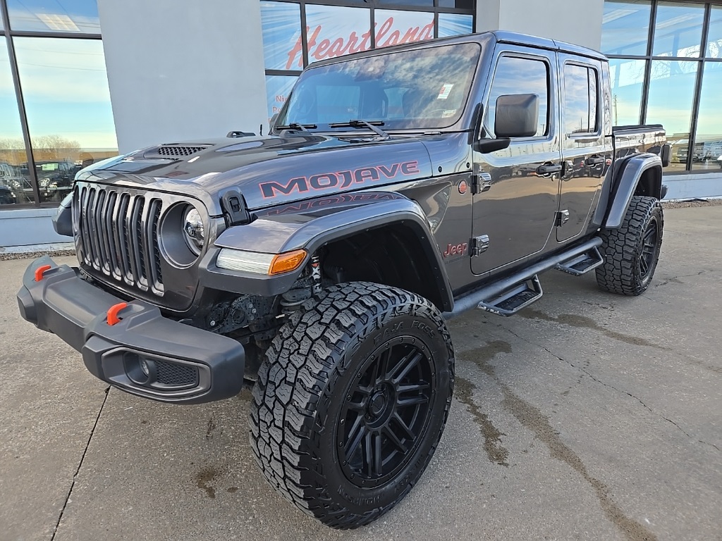 Used 2021 Jeep Gladiator Mojave with VIN 1C6JJTEG7ML501245 for sale in Kansas City