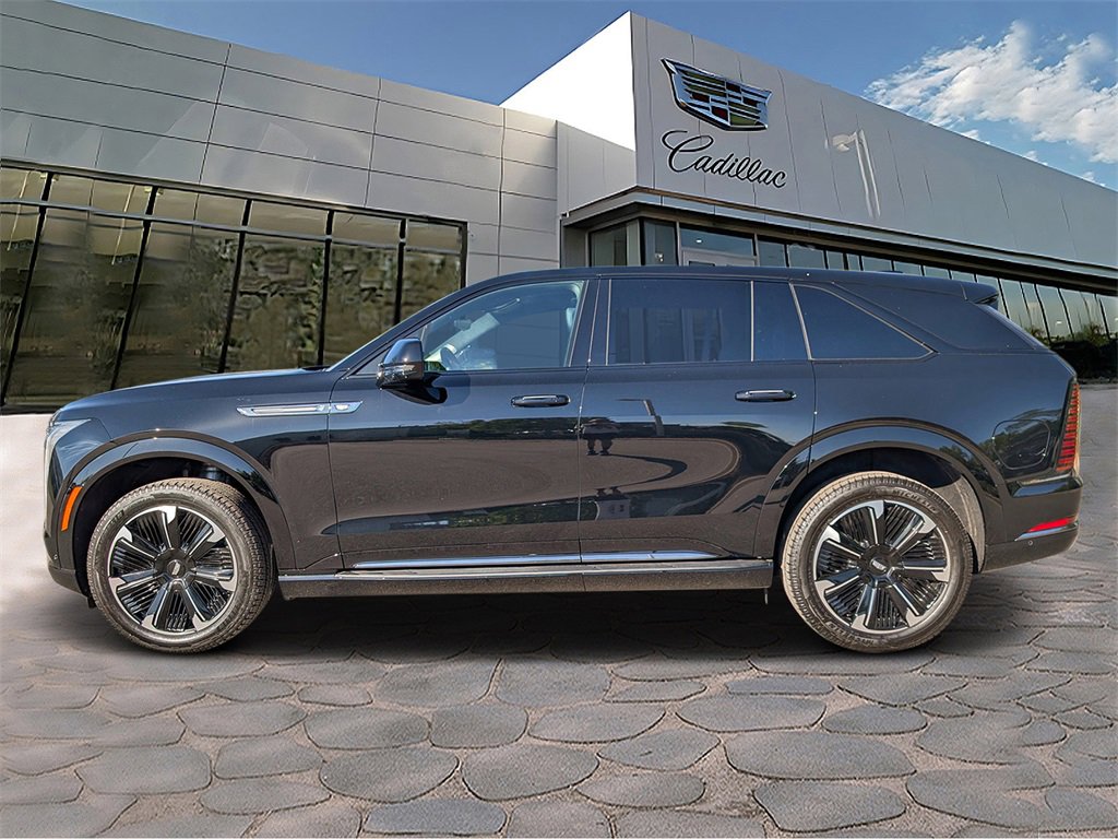 2025 Cadillac Escalade IQ Sport photo 2