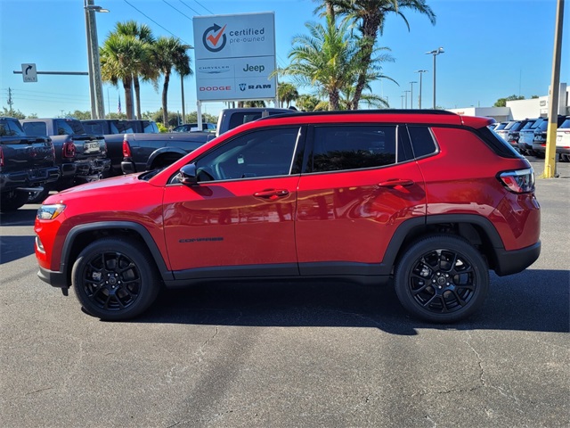 2025 Jeep Compass Latitude photo 4