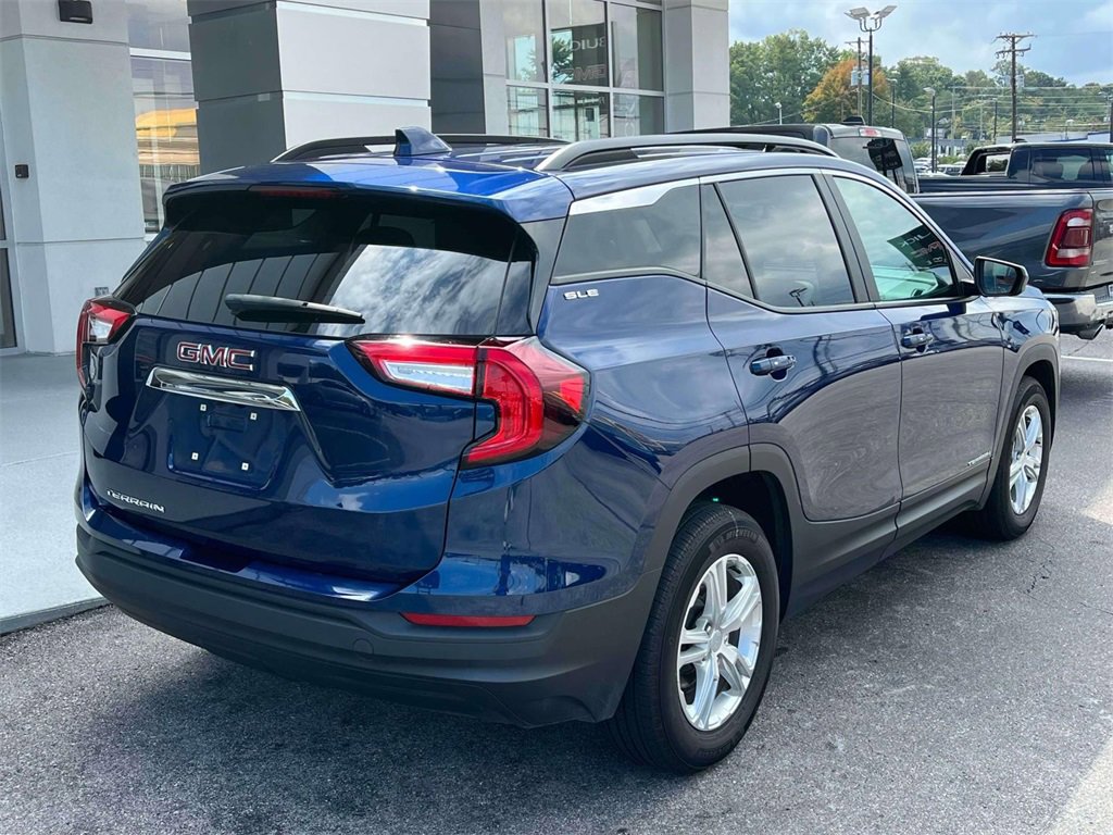 2023 Gmc Terrain SLE photo 2