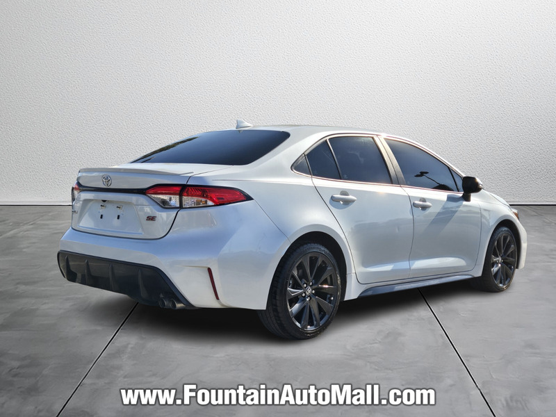 2024 Toyota Corolla SE photo 4