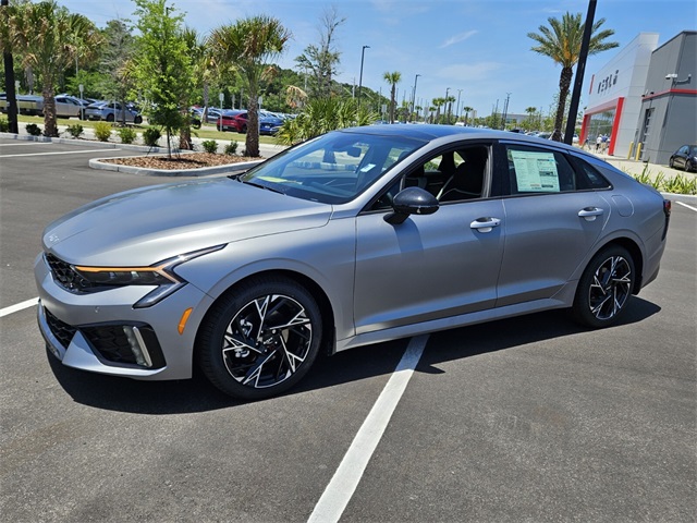 2025 Kia K5 GT-Line photo 2