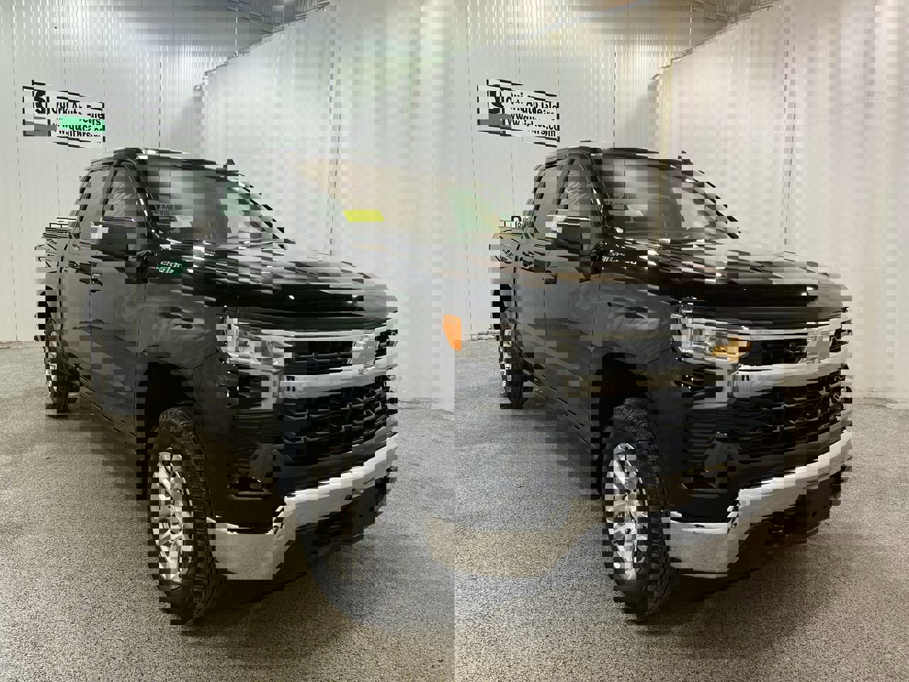 2025 Chevrolet Silverado 1500 LT's photo