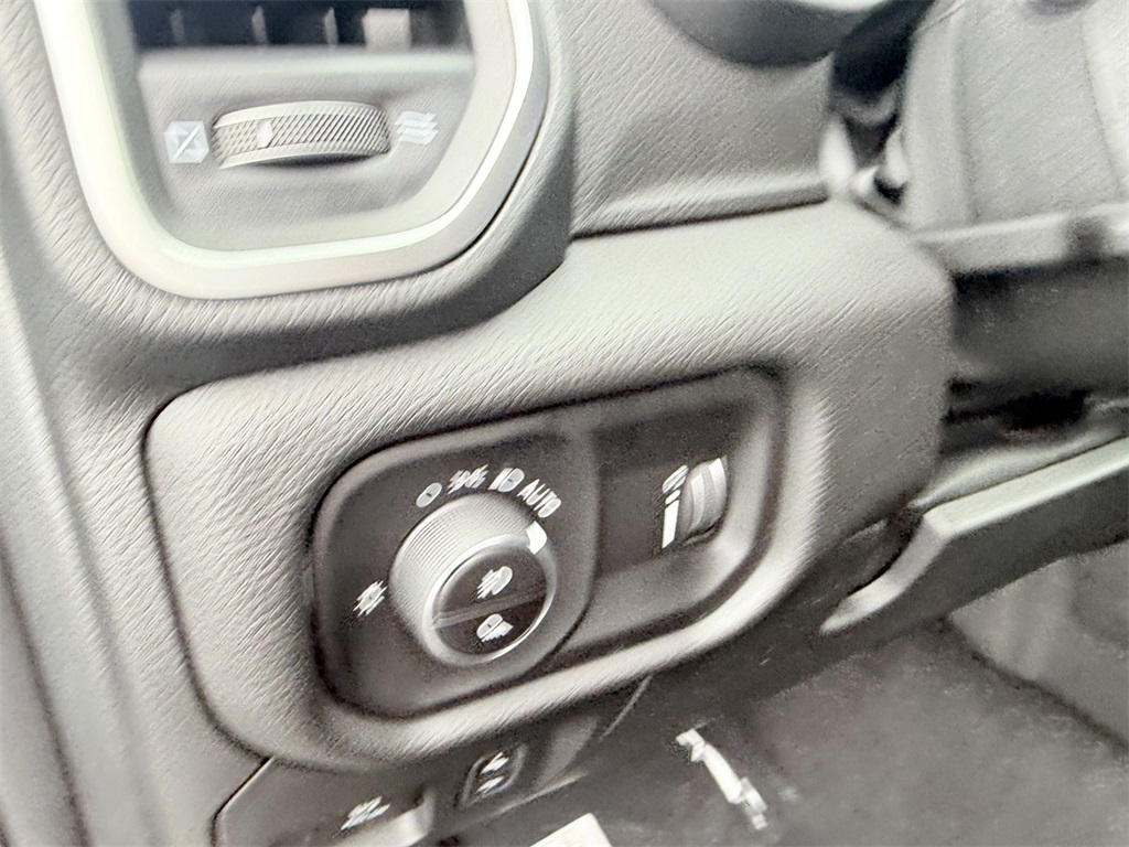 2025 Ram 1500 Big Horn photo 11