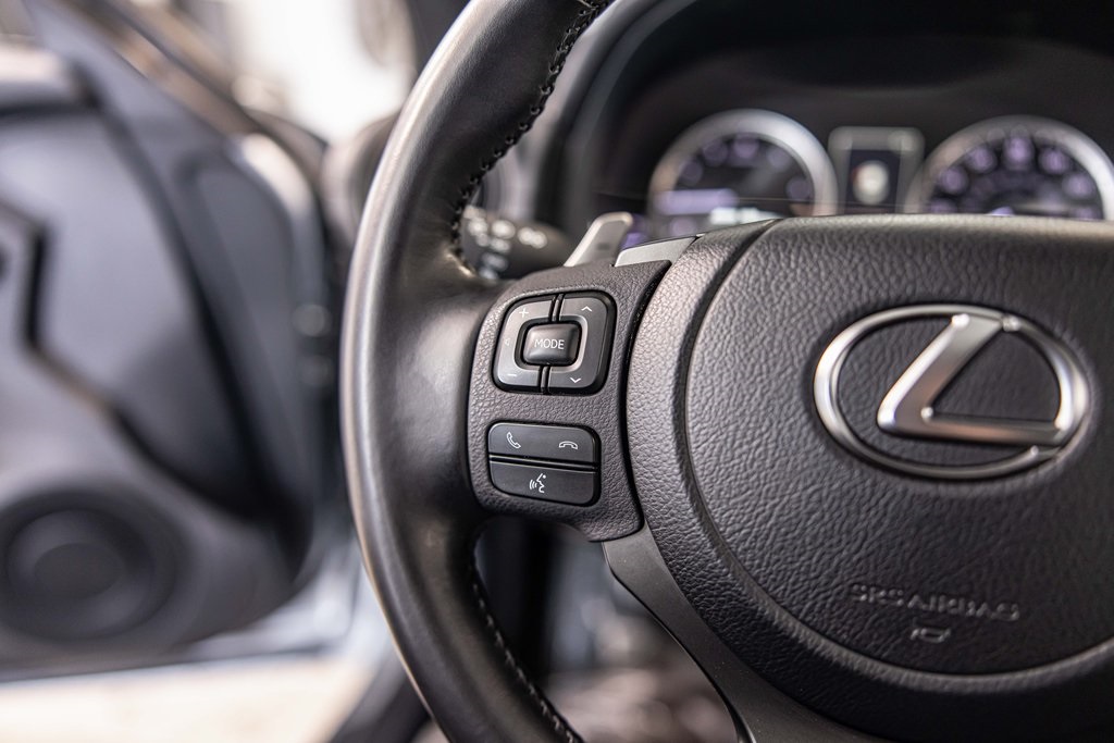 2024 LEXUS IS - Image 24