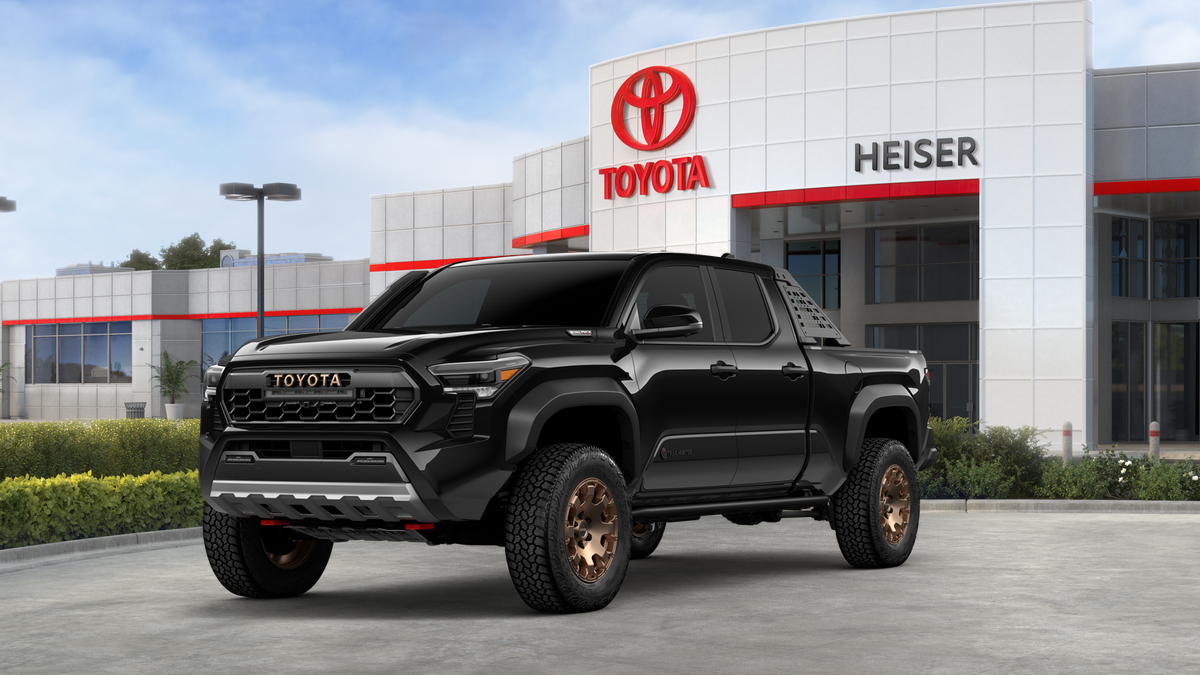 2025 Toyota Tacoma Trailhunter's photo
