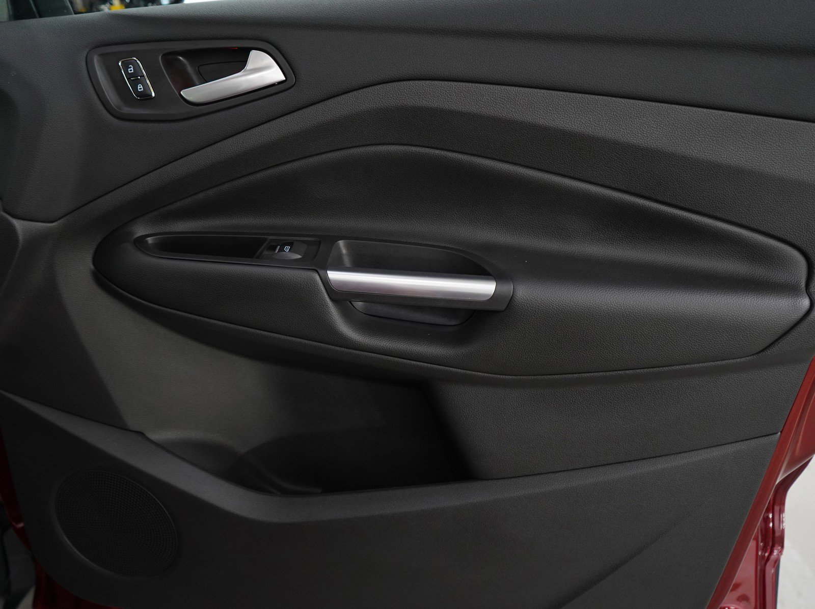 2016 Ford Escape Titanium photo 9